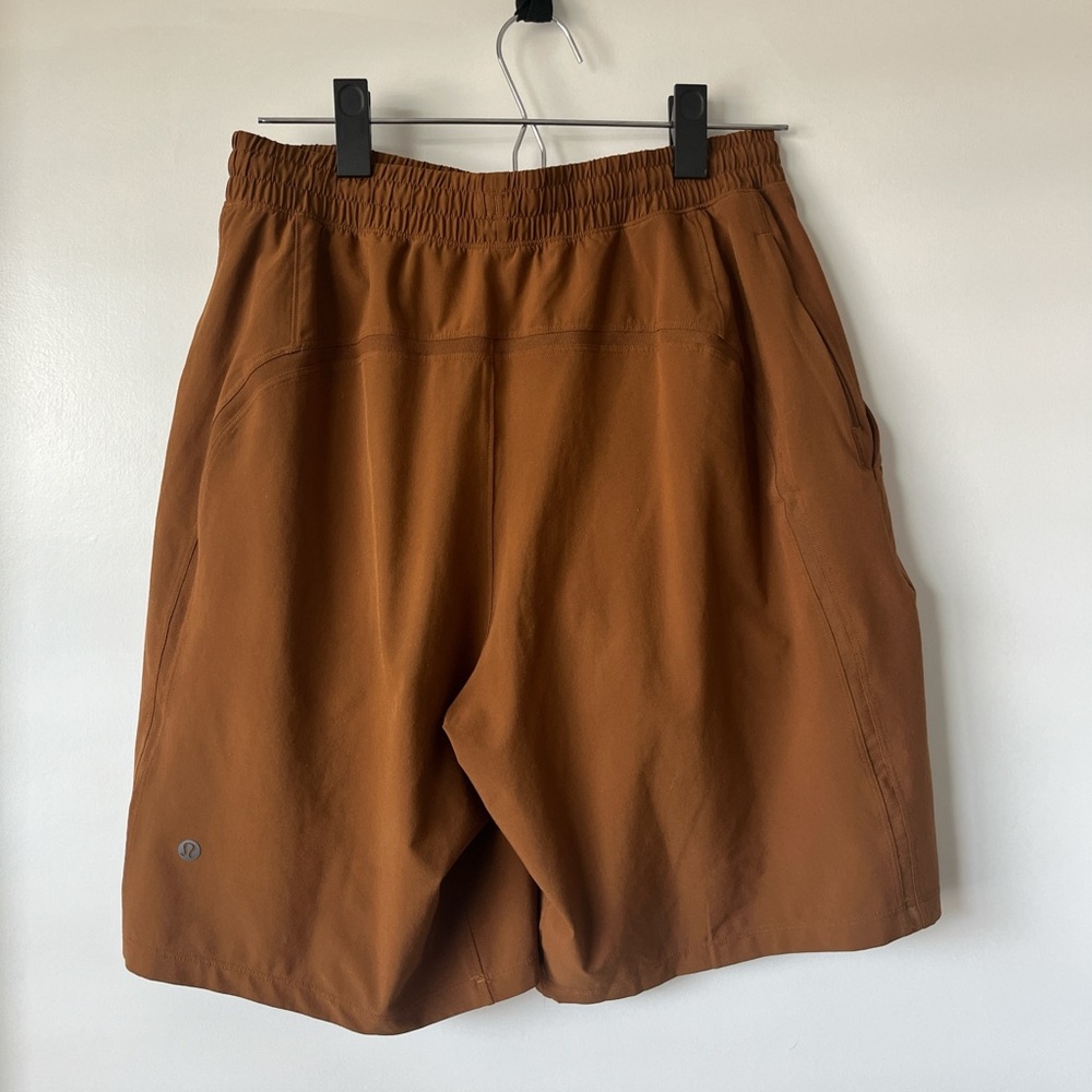 Lululemon workout shorts - Picture 3 of 6